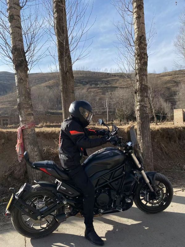 贝纳利 502C