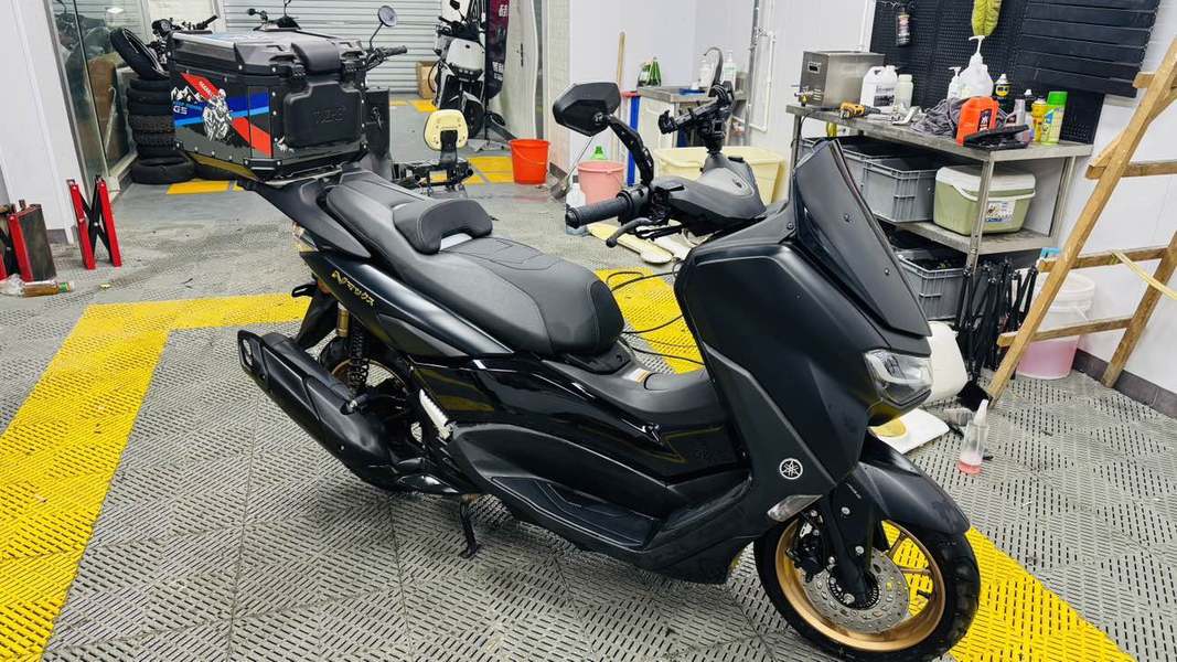雅马哈 NMAX