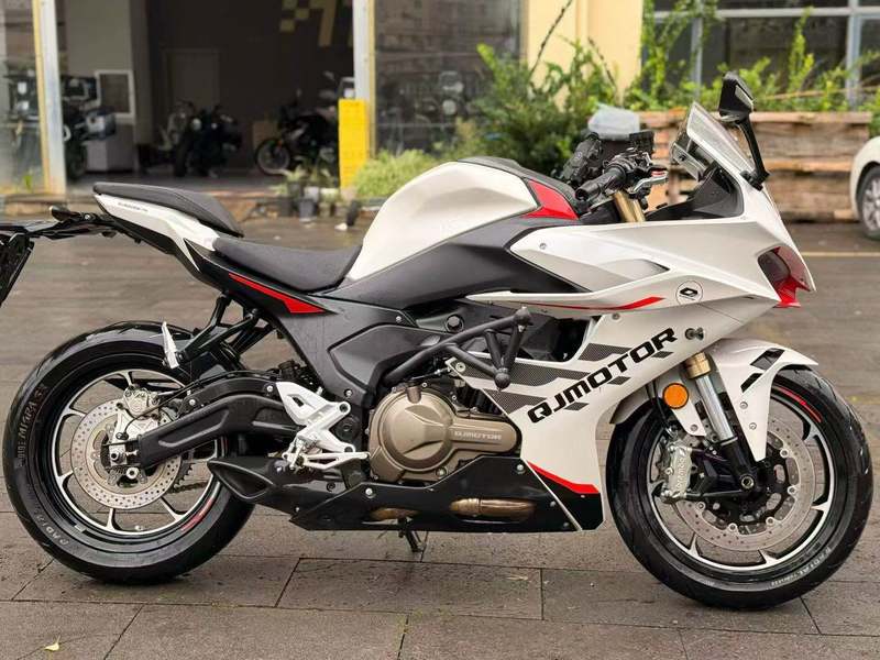 QJMOTOR 赛550