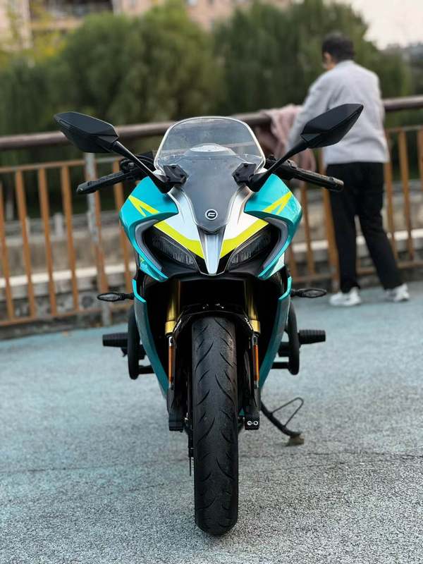 春风 250SR