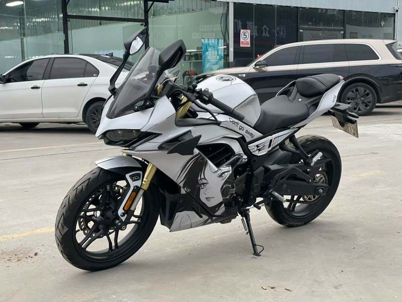 无极 250RR
