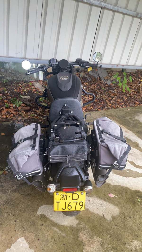 QJMOTOR 闪600