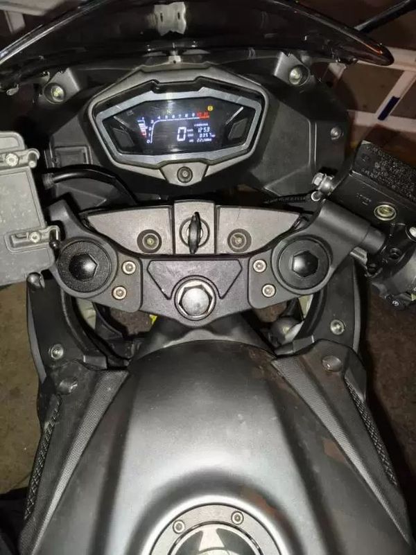 无极 300RR