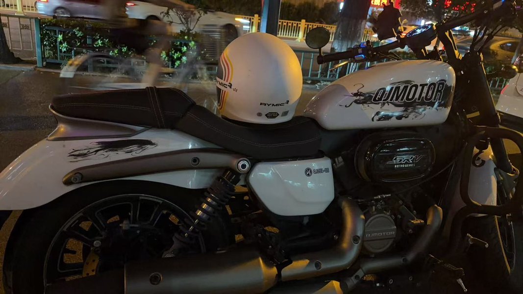QJMOTOR 闪350