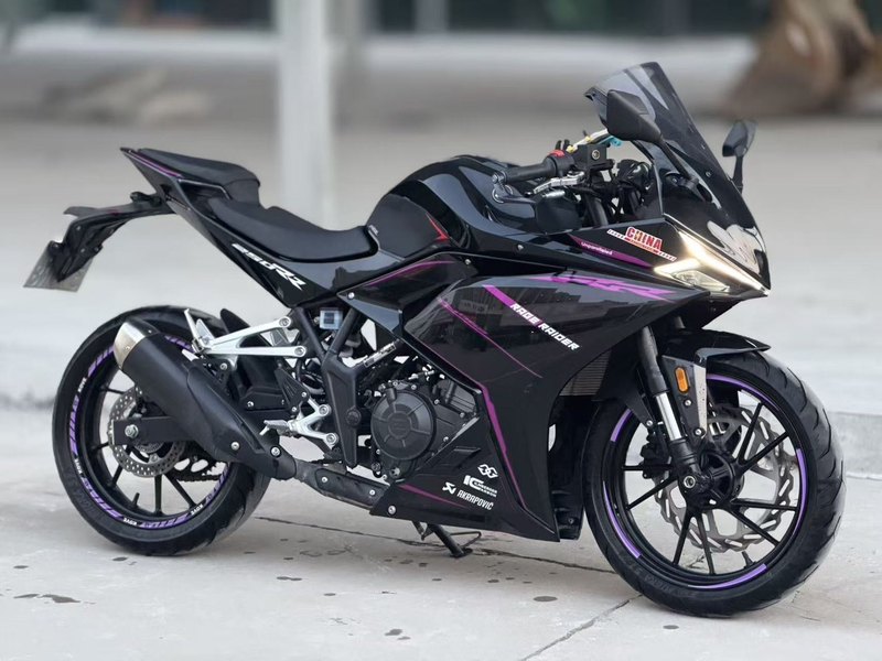 凯越 250RR 刺鸟