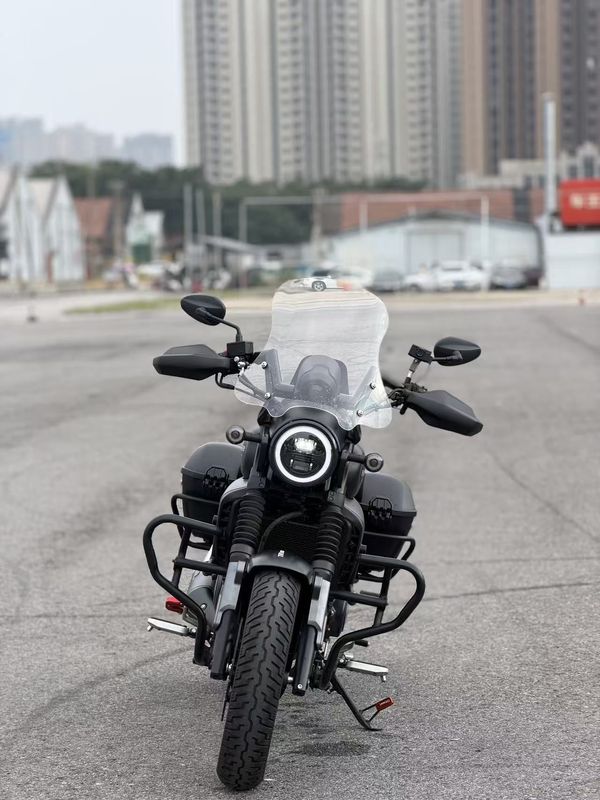 豪爵 TR300