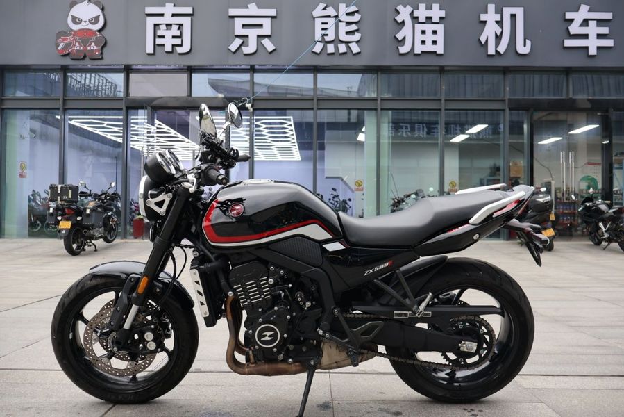 张雪机车 500F