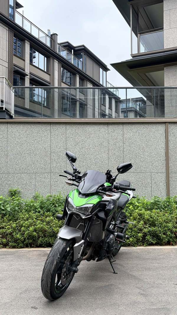 川崎 Z900