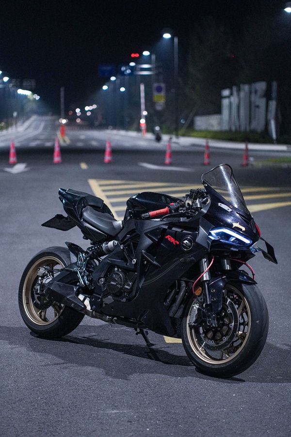 QJMOTOR 赛600