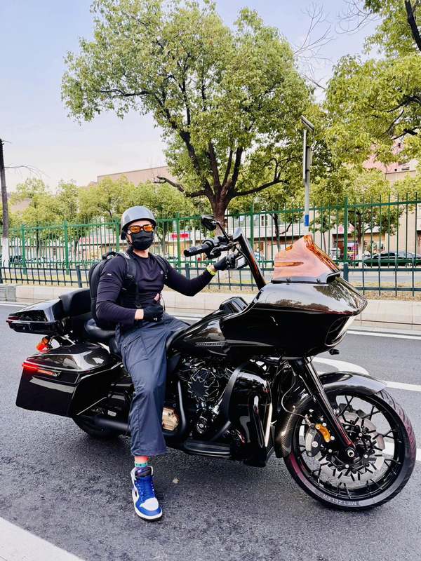 哈雷戴维森 公路滑翔 Road Glide