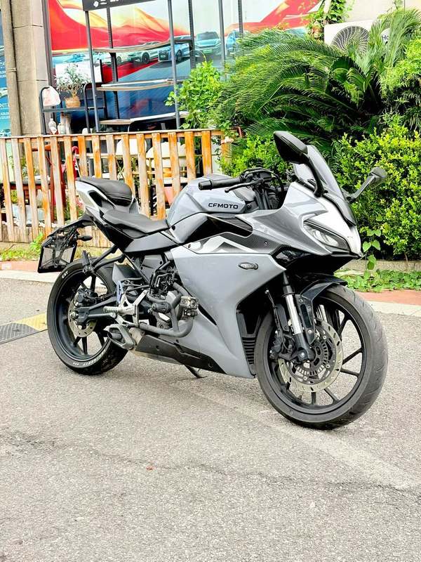 春风 250SR