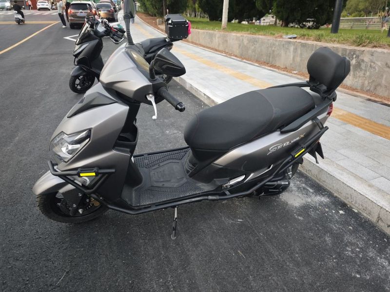 豪爵 AFR125/S