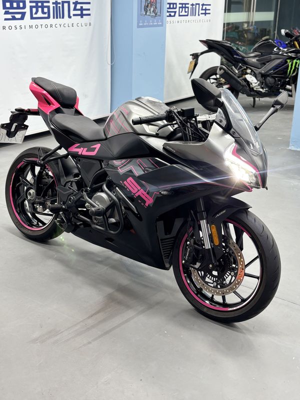 春风 250SR