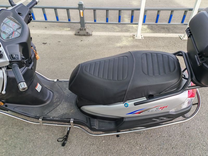 豪爵 新悦星125
