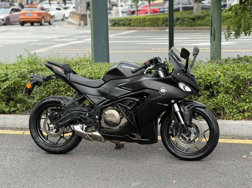 QJMOTOR 赛250