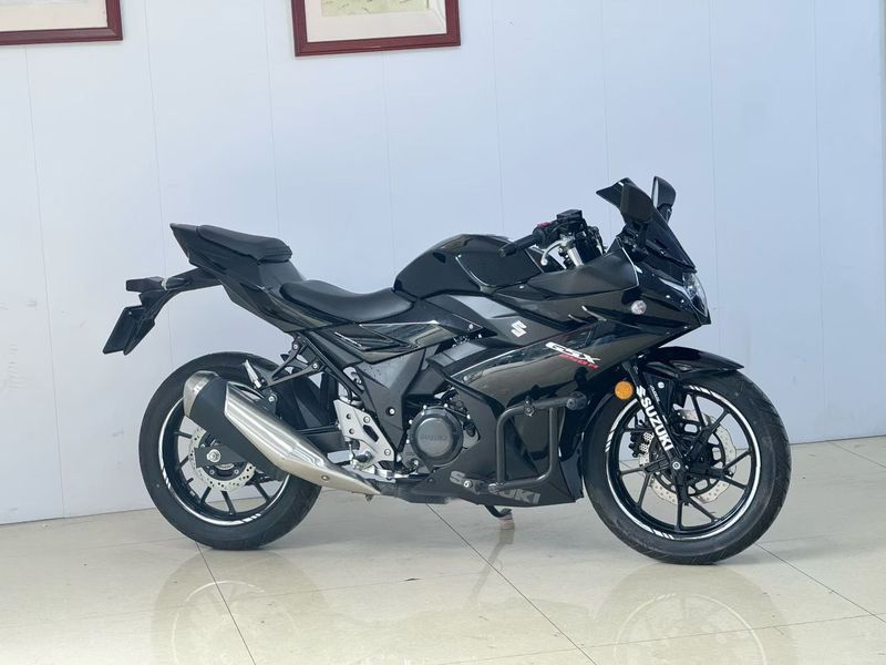 豪爵铃木 GSX250R