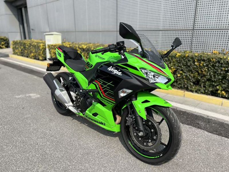 川崎 Ninja 400