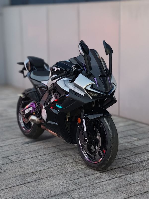 春风 675SR