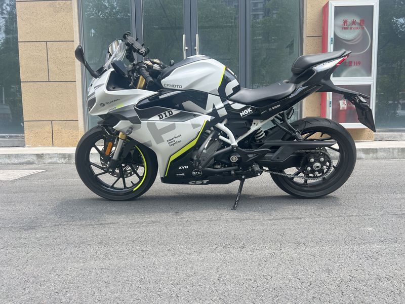 春风 250SR