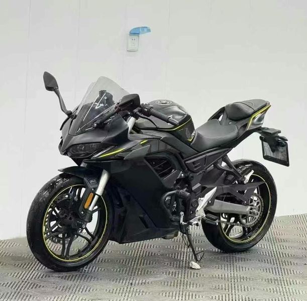无极 250RR