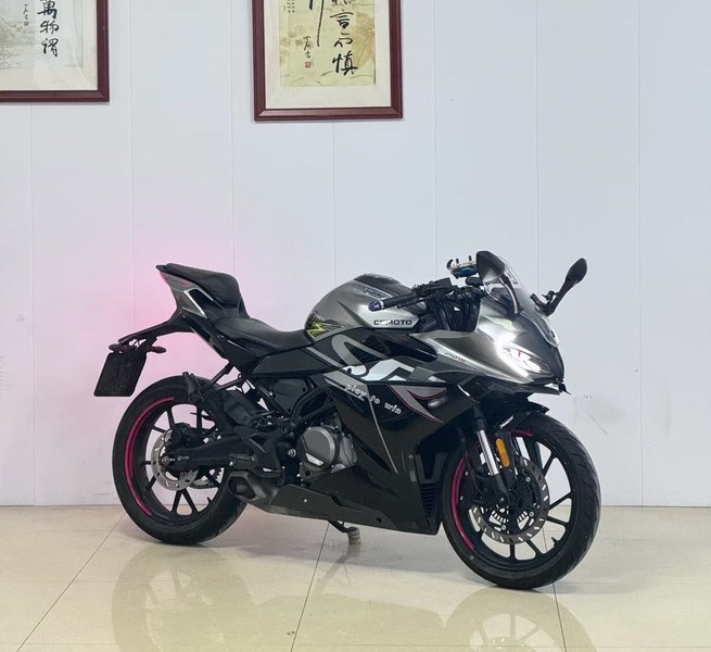 春风 250SR