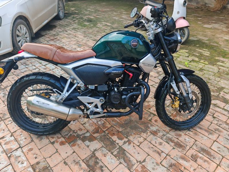 五羊本田 鸷道 CB190SS