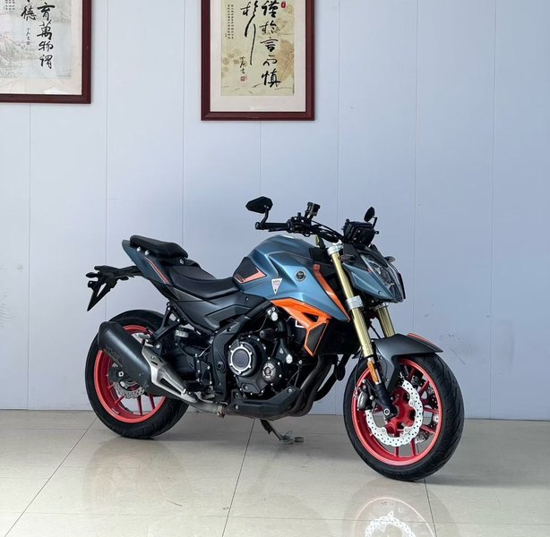 无极 525R