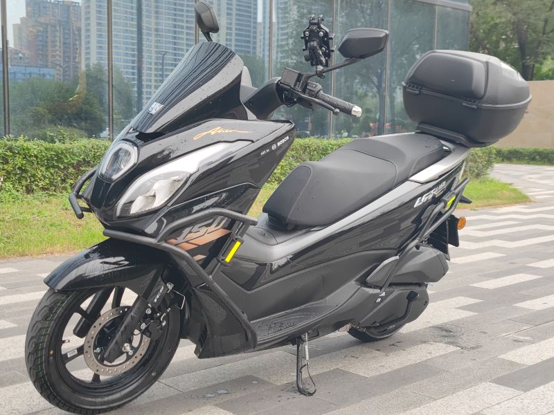 豪爵 UFR150