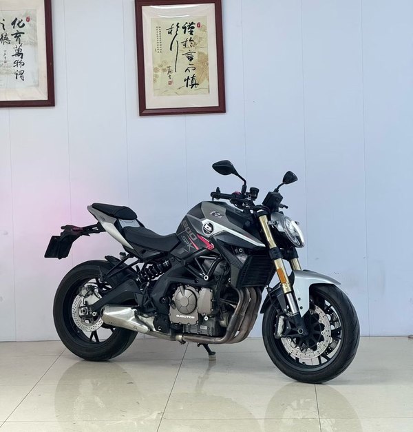 QJMOTOR 追600