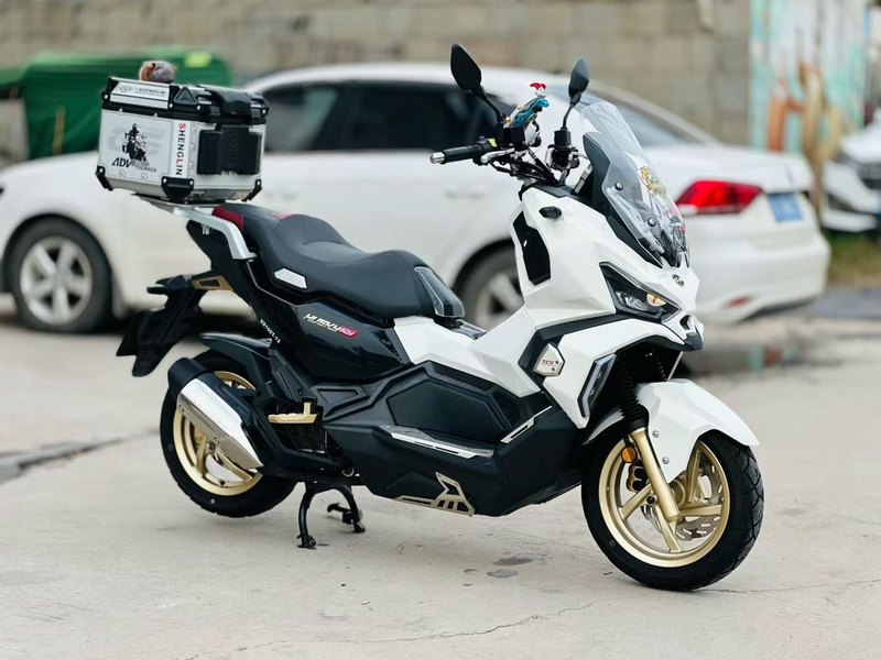 SYM三阳 Husky ADV 150
