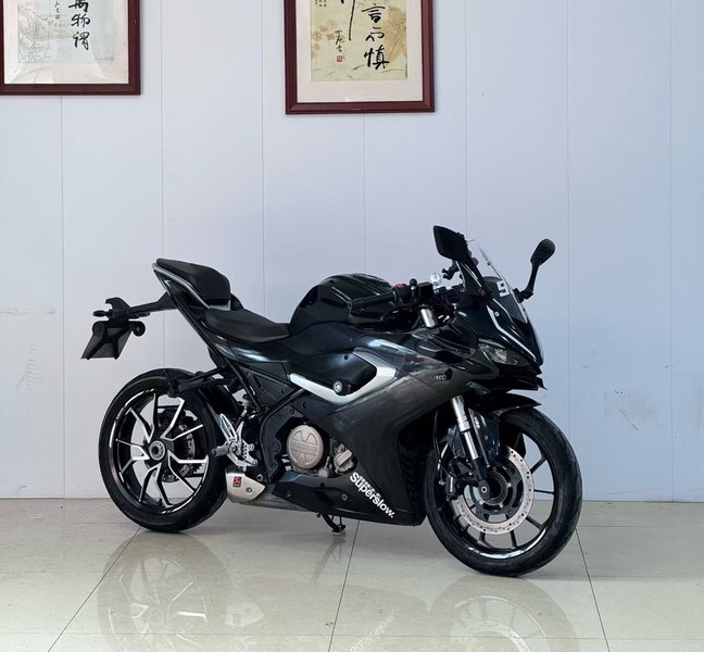 QJMOTOR 赛250