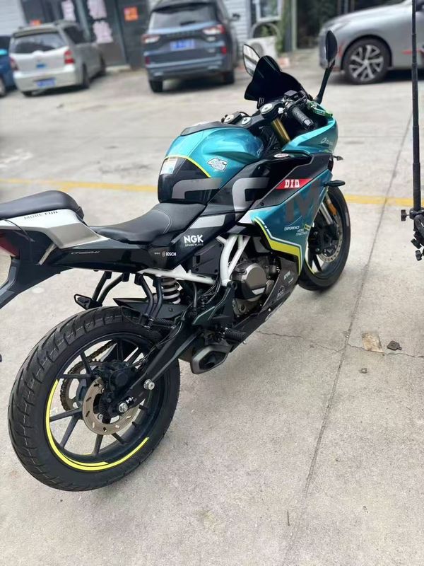 春风 250SR