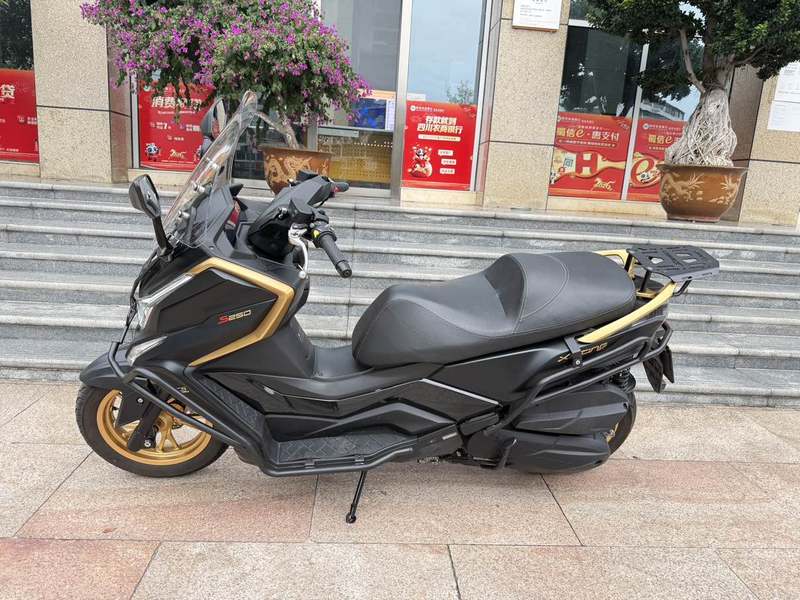 光阳 赛艇 S250