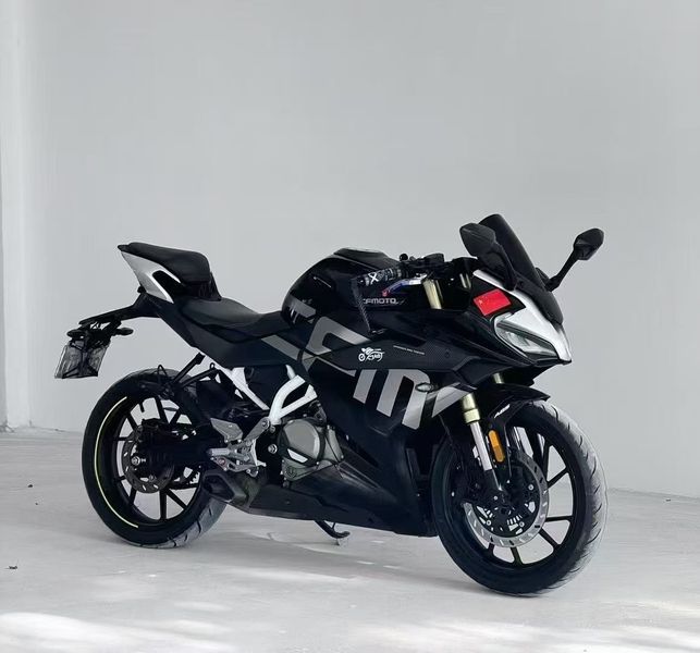 春风 250SR