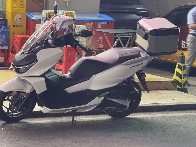 新大洲本田 NS150GX