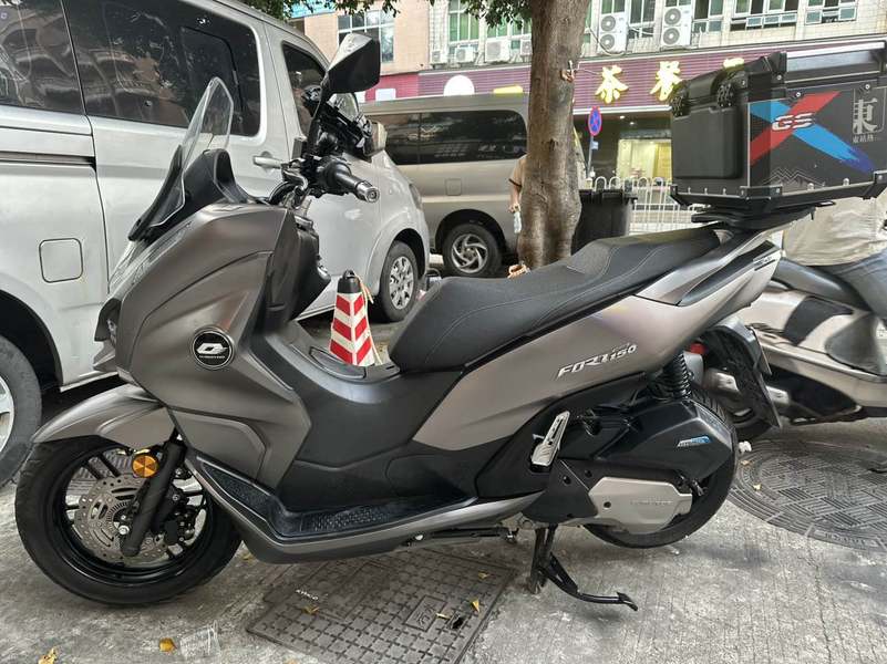QJMOTOR 鸿150 City