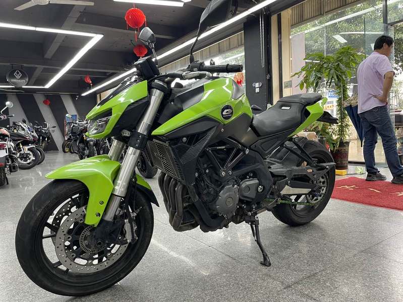 QJMOTOR 追600