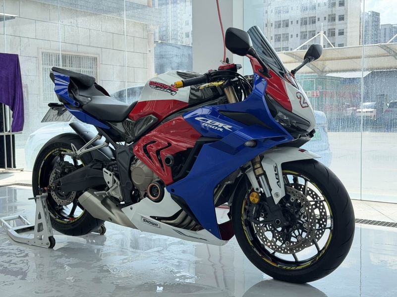 本田DREAMWING CBR650R