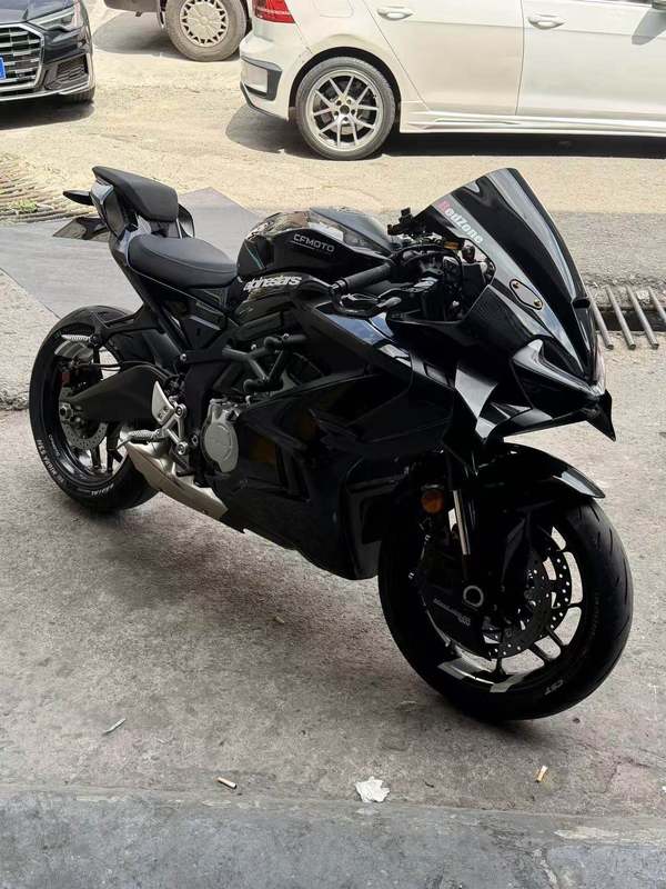 春风 675SR