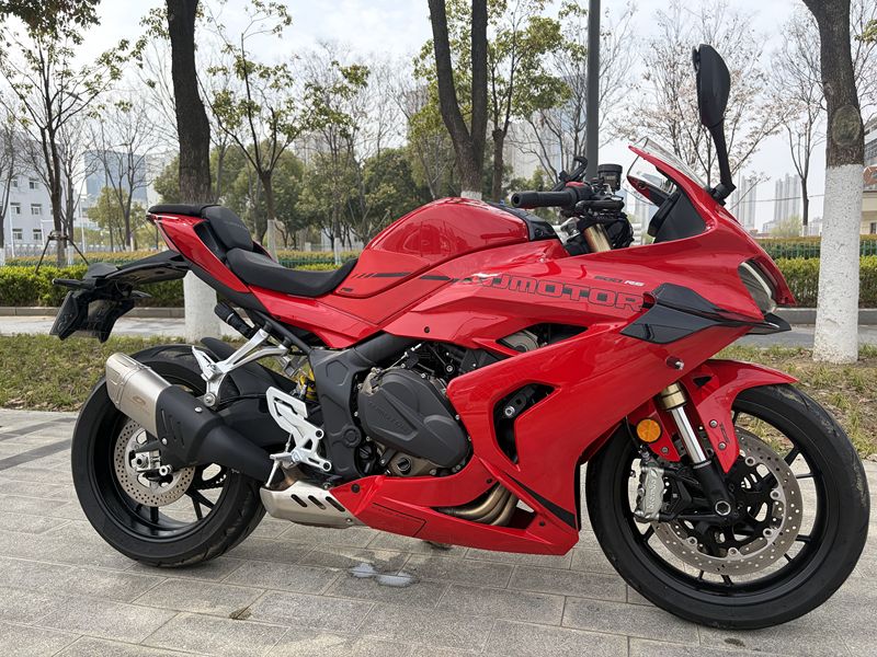 QJMOTOR 赛600