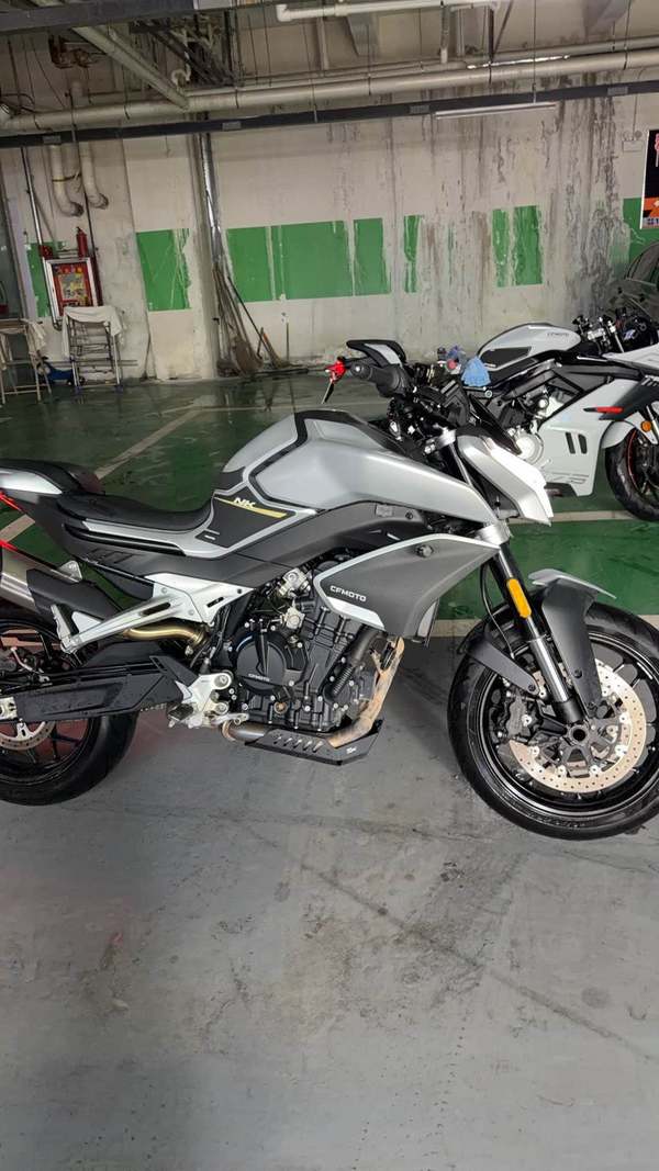 春风 800NK