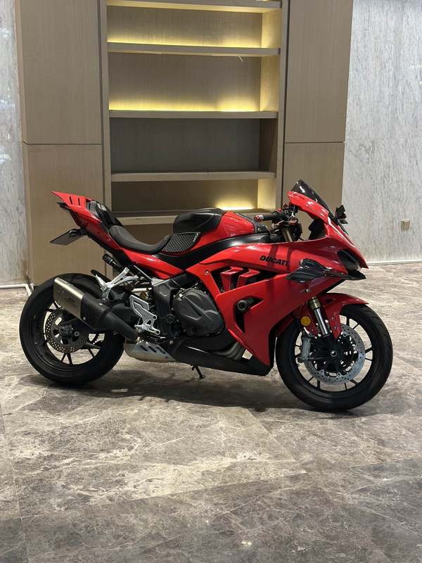 QJMOTOR 赛600