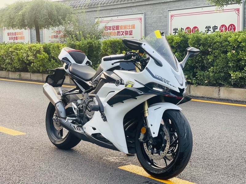 无极 RR660