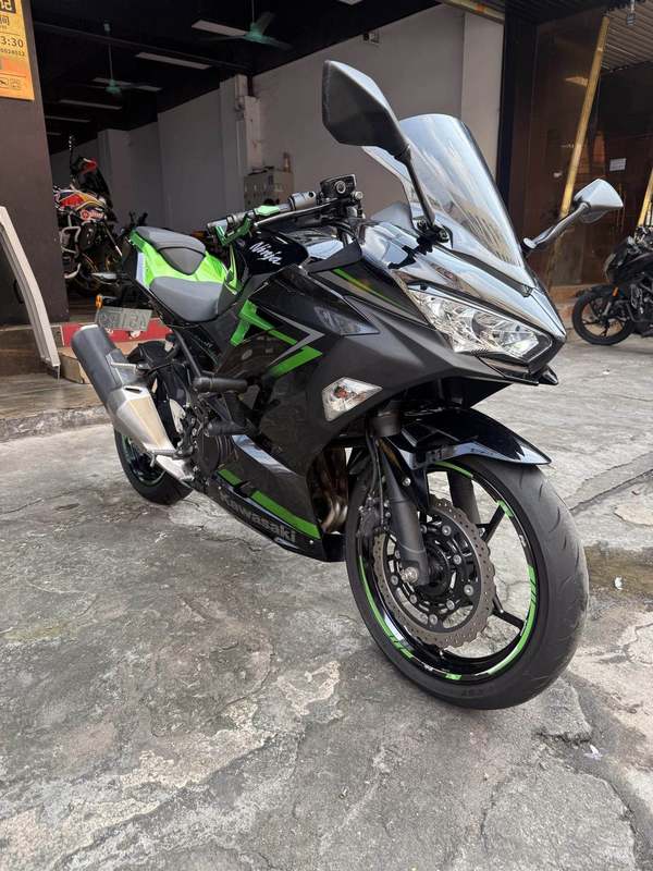 川崎 Ninja 400
