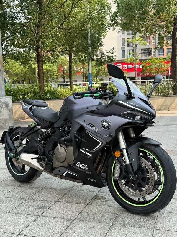 QJMOTOR 赛600