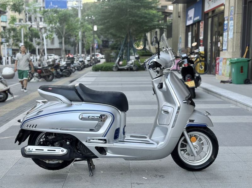 无极 SR150C