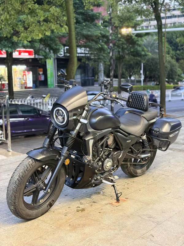 豪爵 TR300