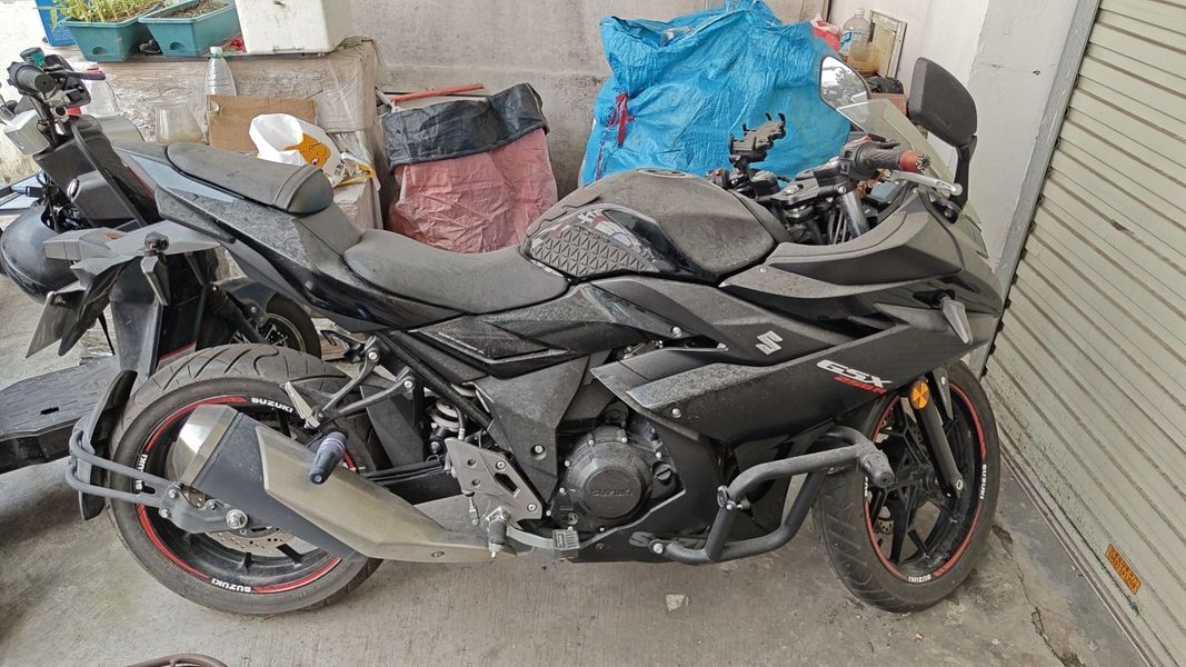 豪爵铃木 GSX250R
