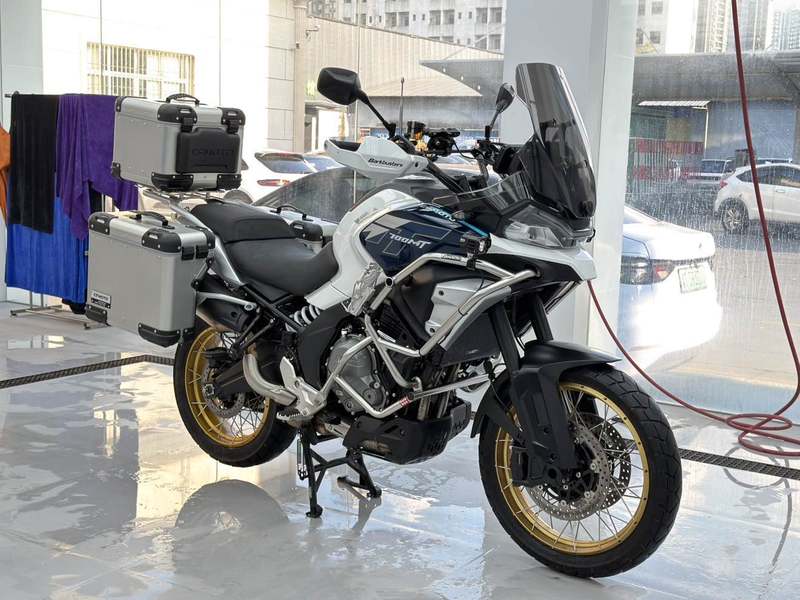 春风 700MT