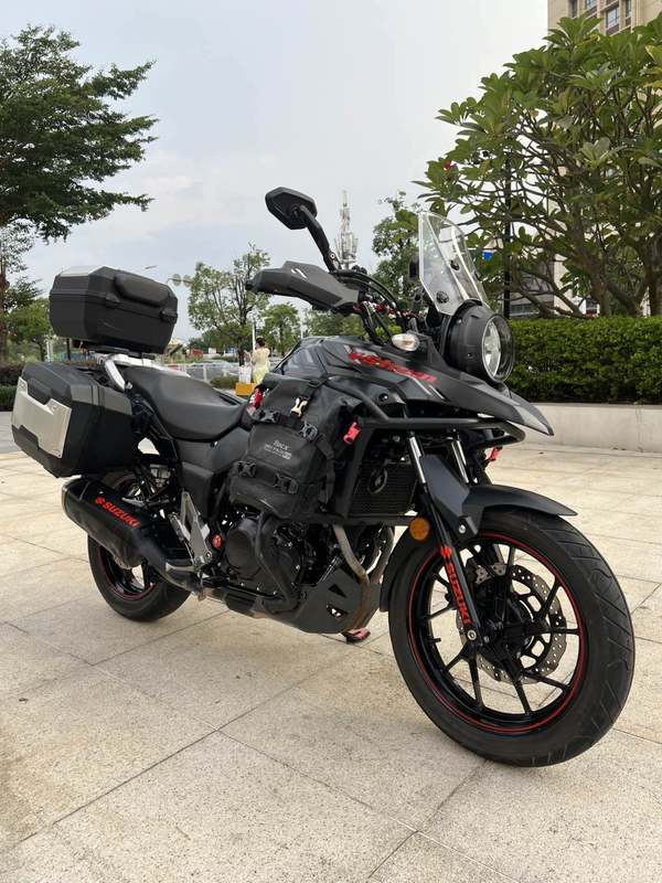 豪爵铃木 DL250